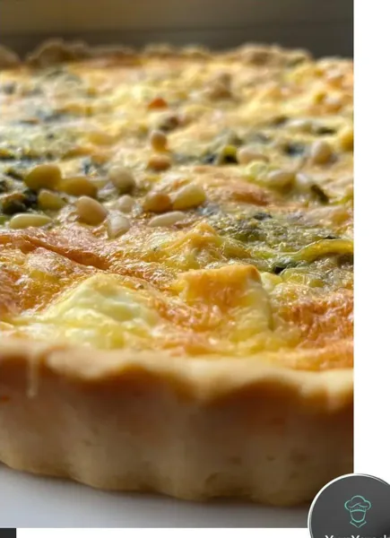 Киш со шпинатом, брынзой и кедровыми орешками