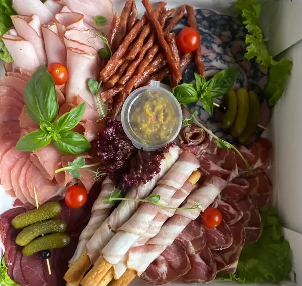 Мясная коробка